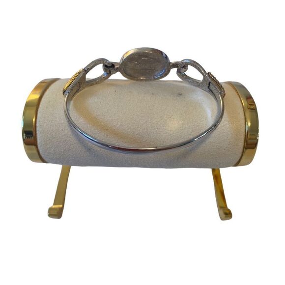 Vintage Avon Two Tone Bracelet w/ Mother of Pearl/Abalone Center Stone. - Picture 4 of 5